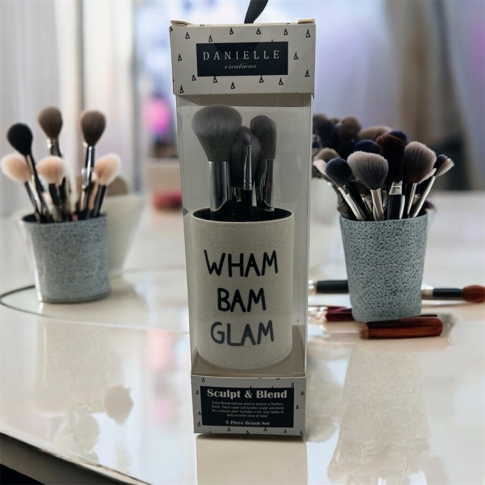 Danielle Makeup Brush Set with Holder
